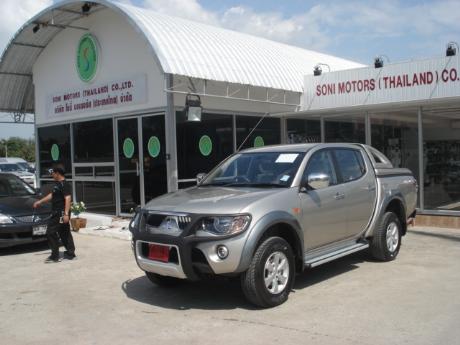 Images (Pics) of new and used Mitsubishi Triton from Thailand's and Dubai's top new and used Mitsubishi L200 2.5 and 3.2 Double Cab